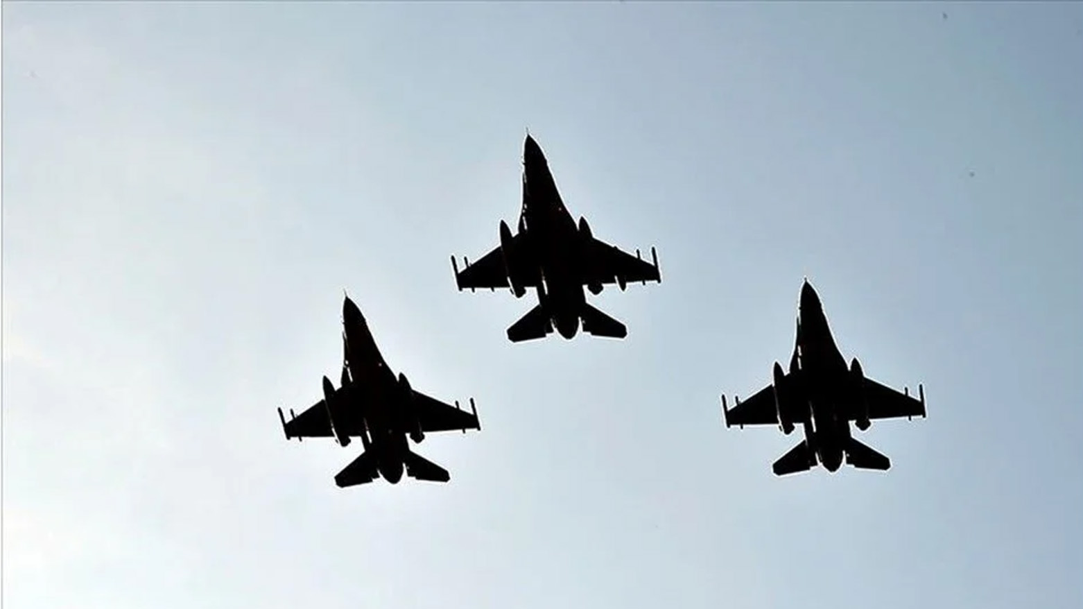 ABD’nin F-16 filosu Orta Doğu’ya ulaştı